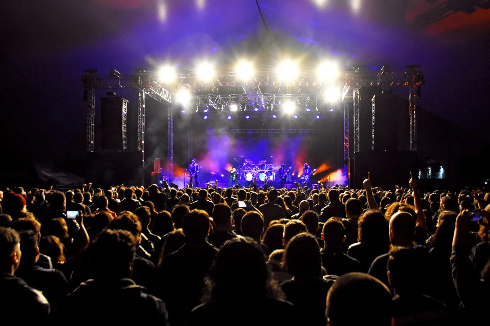 Stadium concert